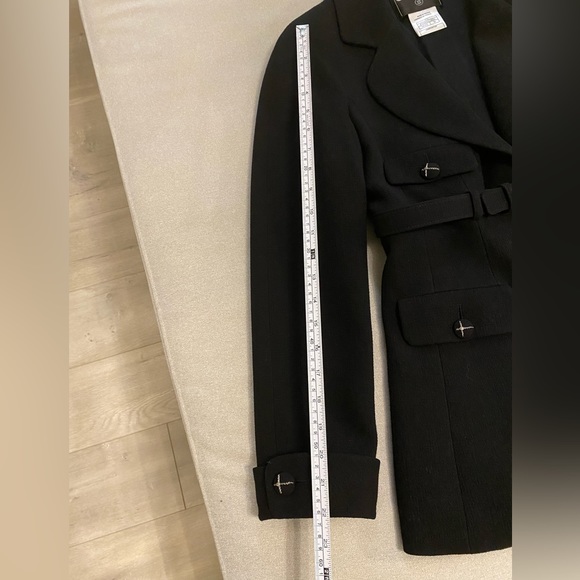 Authentic Chanel jacket / coat - Picture 12 of 12